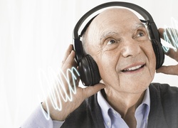 Normal_bigstock-man-listening-to-music-70294591
