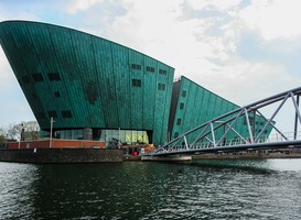 Normal_science_museum_nemo__nemo__amsterdam