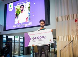 UAF-Award 2024 voor vluchteling-studenten gaat naar Tadele Alemu