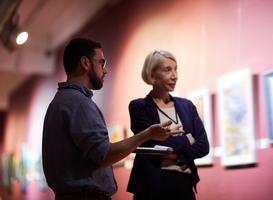 Normal_people-looking-at-art-2023-11-27-04-55-57-utc